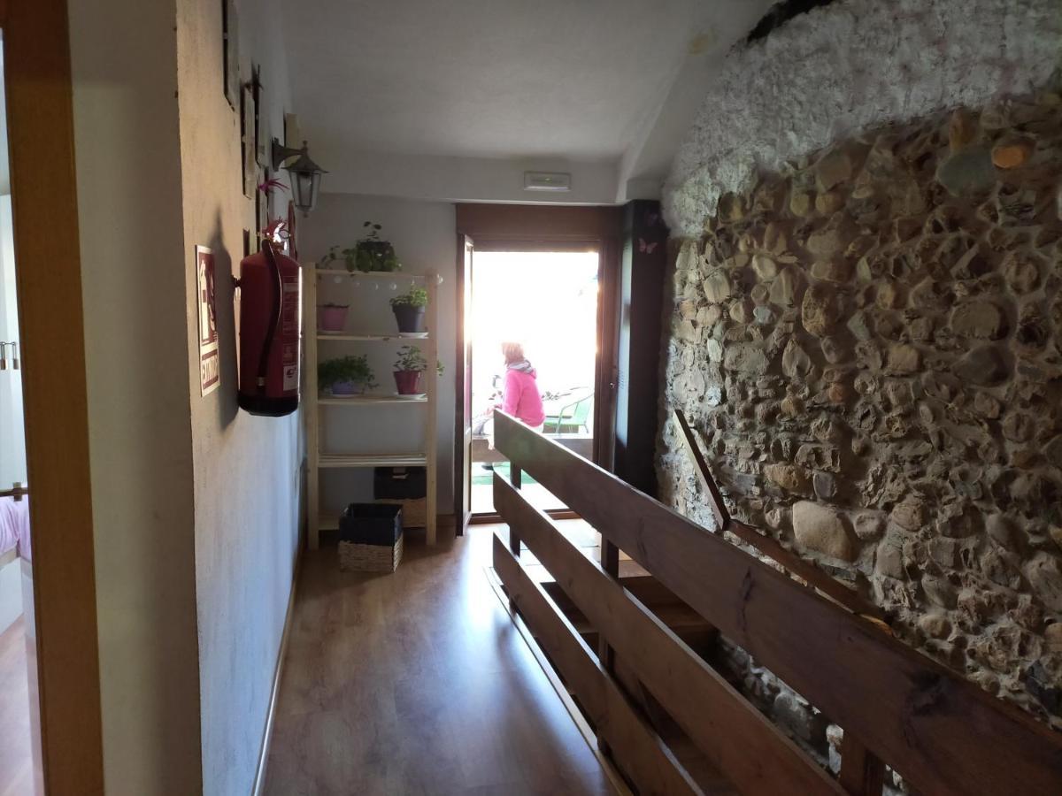 Albergue El Castillo فيلافرانكا ديل بيرزو المظهر الخارجي الصورة