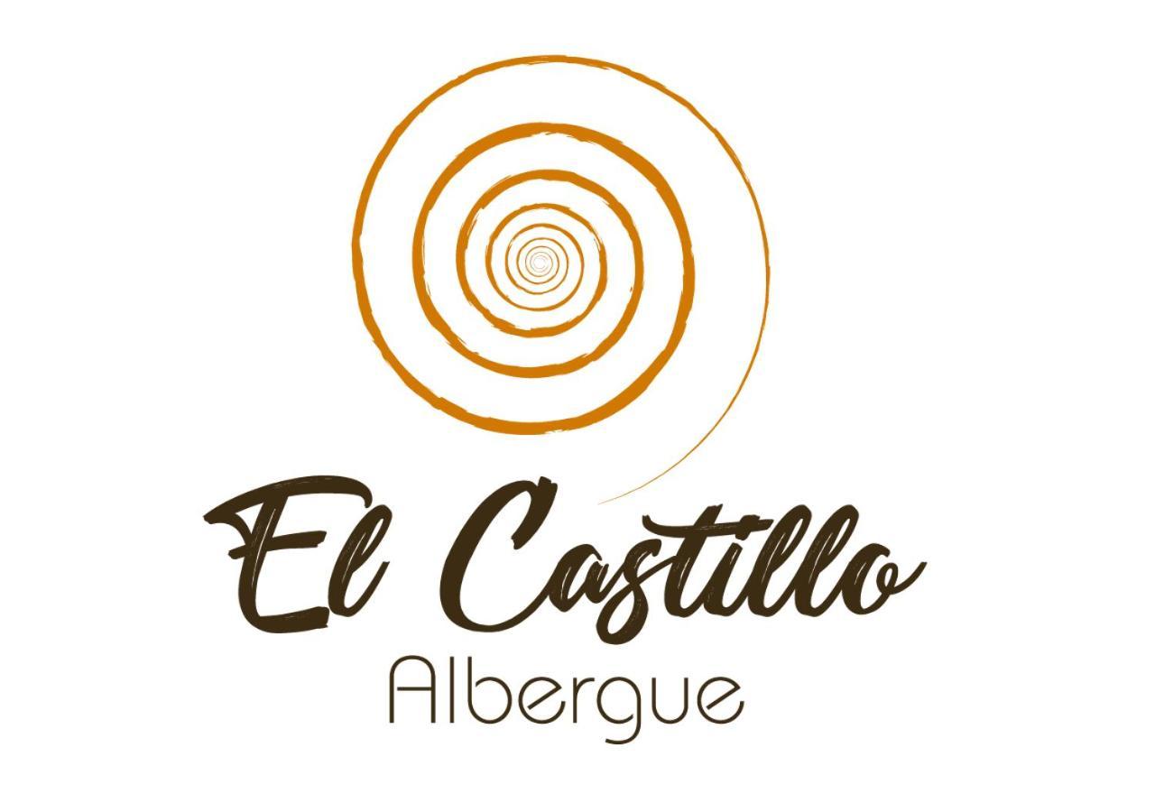 Albergue El Castillo فيلافرانكا ديل بيرزو المظهر الخارجي الصورة